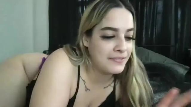 Image 4 of mnmoji4717 Stream on Chaturbate on 2 months ago