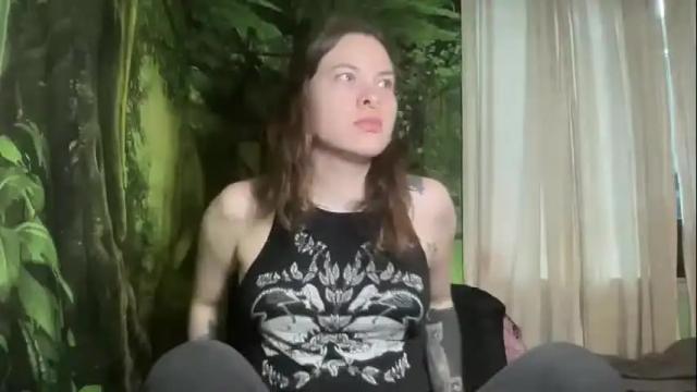 Image 2 of mo0n_goddess Stream on Chaturbate on 1 month ago