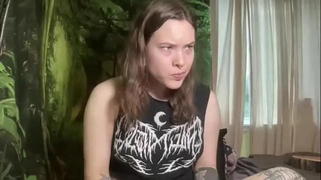 Image 10 of mo0n_goddess Stream on Chaturbate on 1 month ago