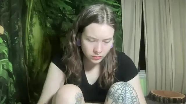 Image 6 of mo0n_goddess Stream on Chaturbate on 1 month ago