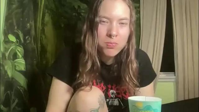 Image 2 of mo0n_goddess Stream on Chaturbate on 2 months ago