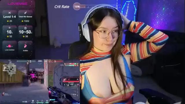 Image 11 of moaning___lisa Stream on Chaturbate on 1 month ago