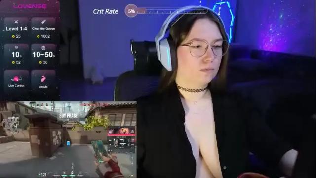 Thumbnail 1, moaning___lisa's Stream at Chaturbate, 1 month ago