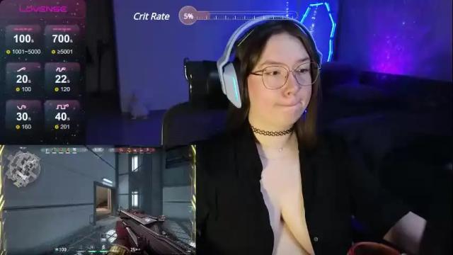 Image 8 of moaning___lisa Stream on Chaturbate on 1 month ago