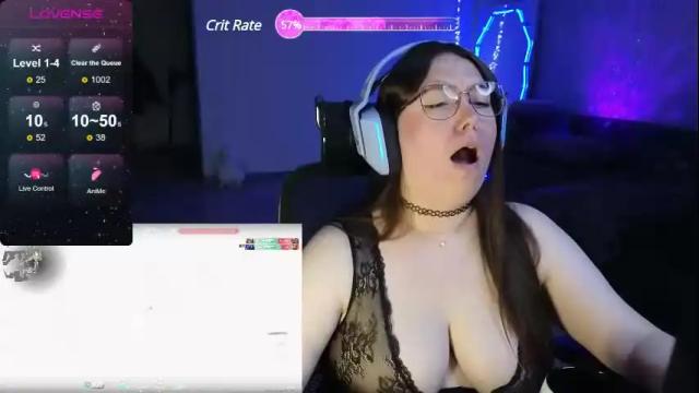 Thumbnail 2, moaning___lisa's Stream at Chaturbate, 1 month ago