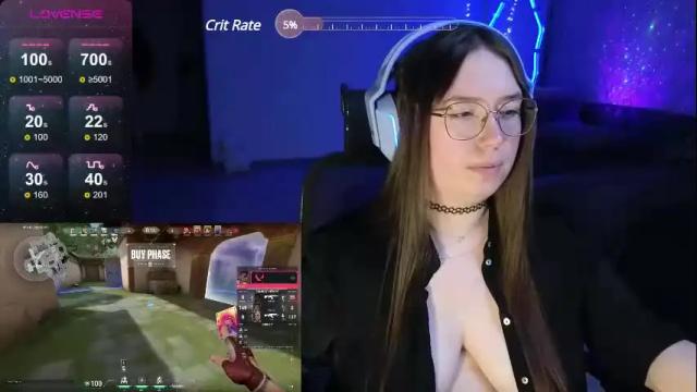 Image 6 of moaning___lisa Stream on Chaturbate on 24 days ago