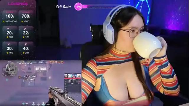 Image 7 of moaning___lisa Stream on Chaturbate on 16 days ago