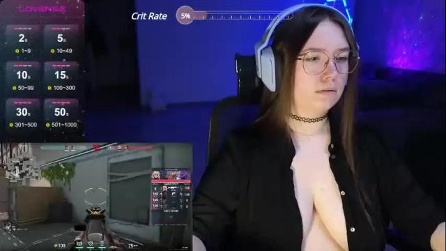 Image 12 of moaning___lisa Stream on Chaturbate on 2 days ago