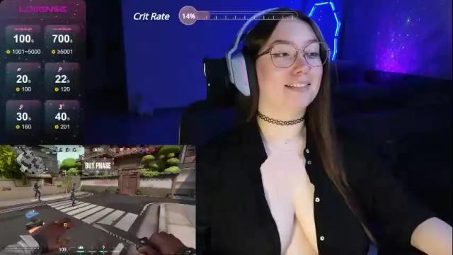 Image 11 of moaning___lisa Stream on Chaturbate on 29 days ago