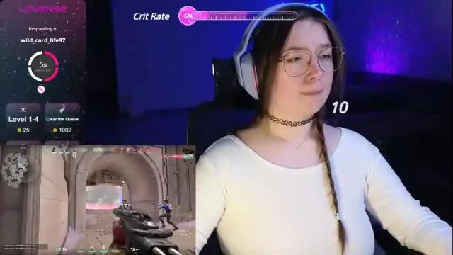 Image 7 of moaning___lisa Stream on Chaturbate on 25 days ago