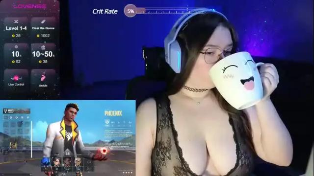 Image 3 of moaning___lisa Stream on Chaturbate on 13 days ago