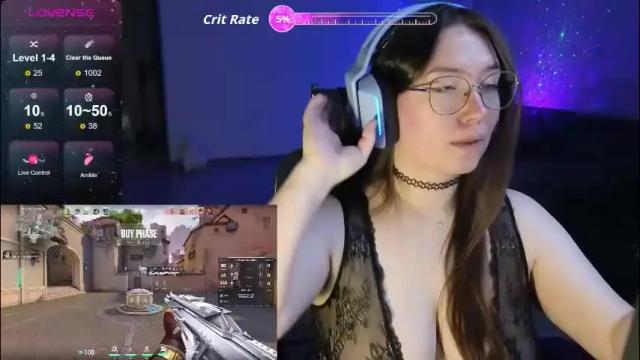 Image 3 of moaning___lisa Stream on Chaturbate on 1 month ago