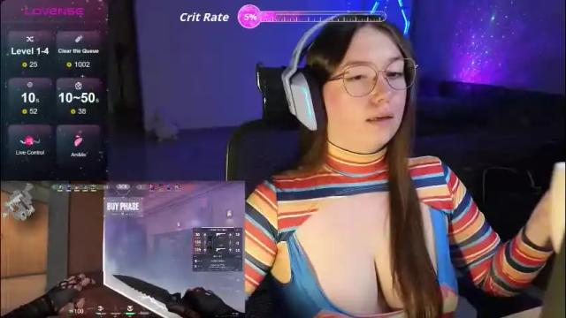 Image 10 of moaning___lisa Stream on Chaturbate on 1 month ago