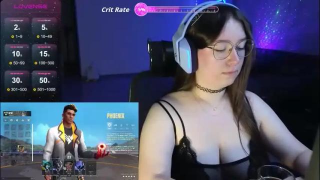 Image 2 of moaning___lisa Stream on Chaturbate on 26 days ago