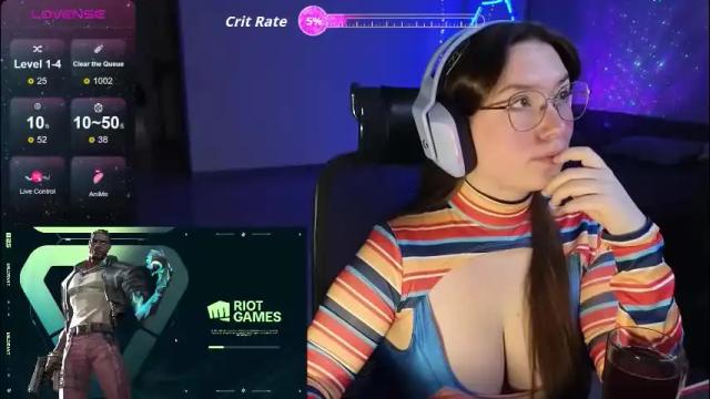 Thumbnail 1, moaning___lisa's Stream at Chaturbate, 1 month ago