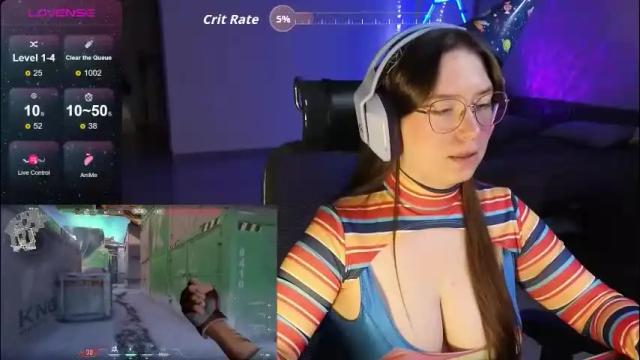 Image 10 of moaning___lisa Stream on Chaturbate on 2 months ago