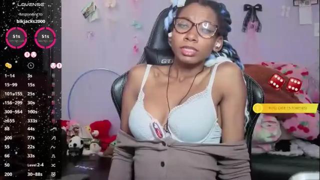 Image 8 of mocha_ Stream on Chaturbate on 1 month ago