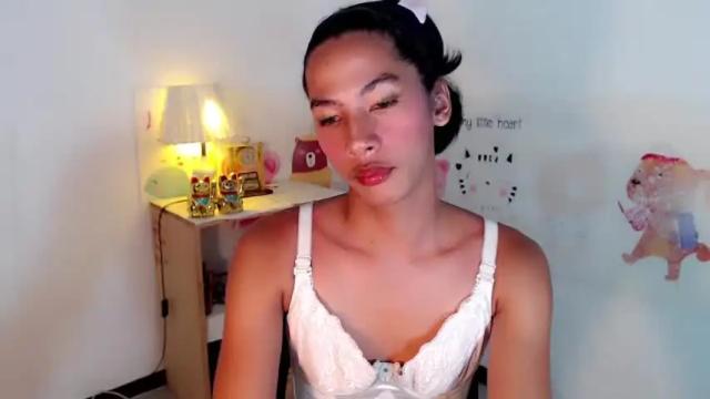 Image 3 of mocha_locca Stream on Chaturbate on 1 month ago