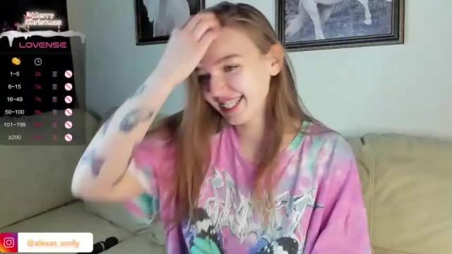 Thumbnail 2, model_la_'s Stream at Chaturbate, 22 months ago