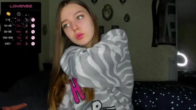 Image 11 of model_la_ Stream on Chaturbate on 21 months ago