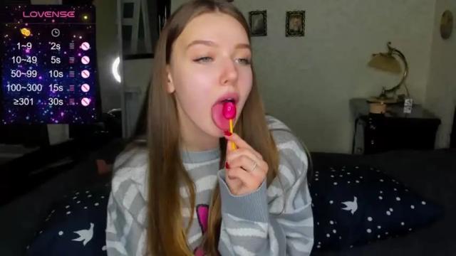 Image 2 of model_la_ Stream on Chaturbate on 21 months ago