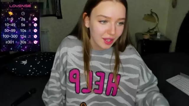 Image 4 of model_la_ Stream on Chaturbate on 21 months ago