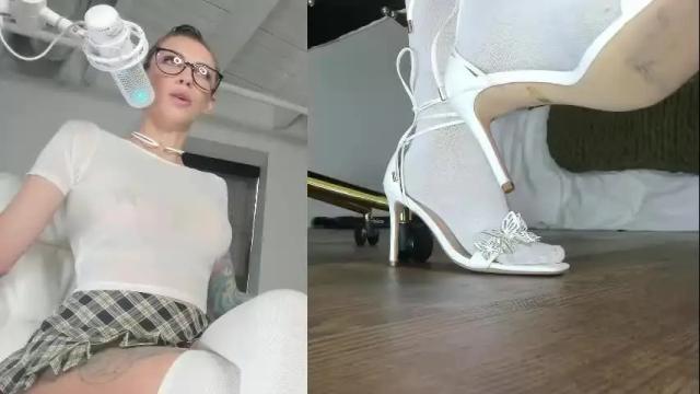 Image 11 of modeljenlynn Stream on Chaturbate on 6 months ago