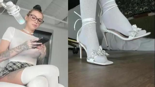 Image 3 of modeljenlynn Stream on Chaturbate on 6 months ago