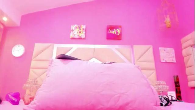 Image 3 of models_sophia Stream on Chaturbate on 1 month ago