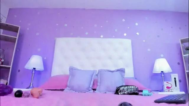 Image 11 of models_sophia Stream on Chaturbate on 1 month ago