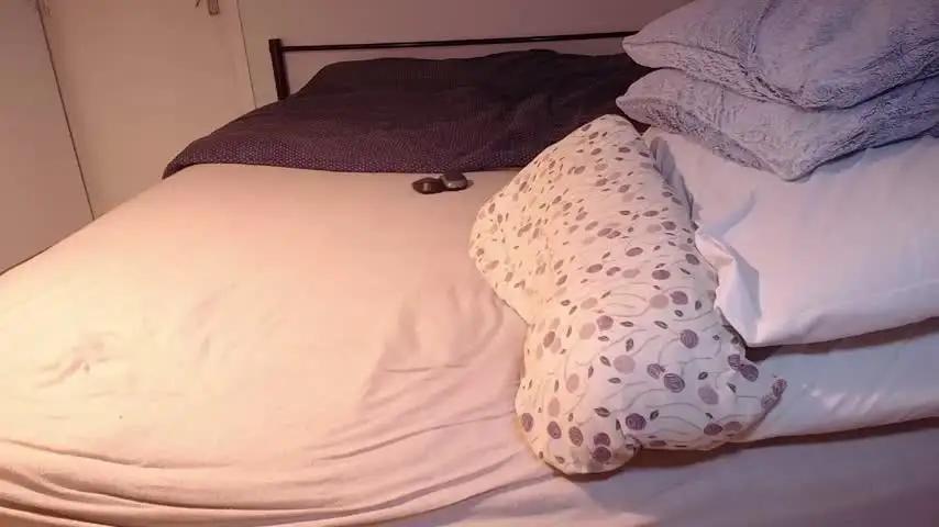 modest_devil Chaturbate