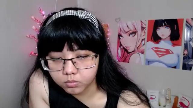 Image 12 of moertomlly Stream on Chaturbate on 29 days ago