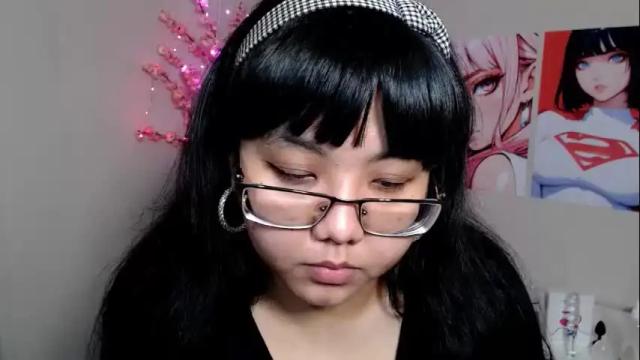 Image 10 of moertomlly Stream on Chaturbate on 25 days ago