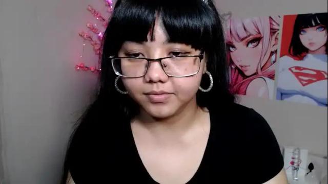 Image 12 of moertomlly Stream on Chaturbate on 25 days ago