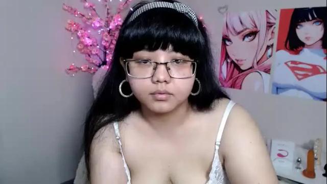 Image 2 of moertomlly Stream on Chaturbate on 14 days ago
