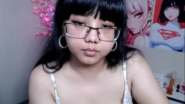 Image 6 of moertomlly Stream on Chaturbate on 13 days ago