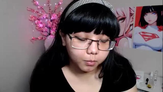 Image 12 of moertomlly Stream on Chaturbate on 11 days ago