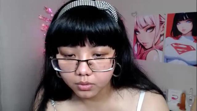Image 10 of moertomlly Stream on Chaturbate on 8 days ago