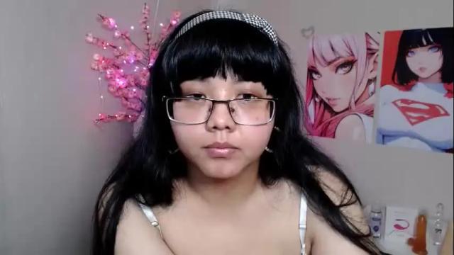 Image 12 of moertomlly Stream on Chaturbate on 8 days ago