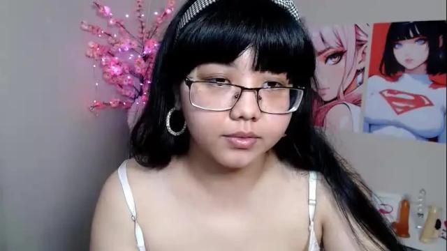 Image 3 of moertomlly Stream on Chaturbate on 8 days ago
