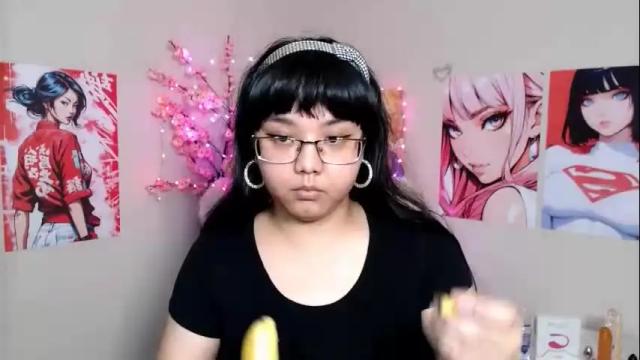 Image 12 of moertomlly Stream on Chaturbate on 6 days ago