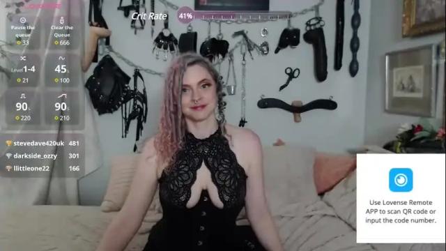Image 11 of mohawkmischief Stream on Chaturbate on 11 days ago