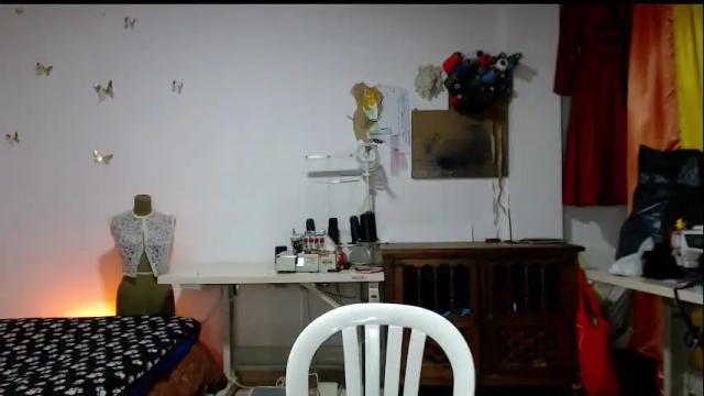 Image 2 of moira_hot Stream on Chaturbate on 28 days ago
