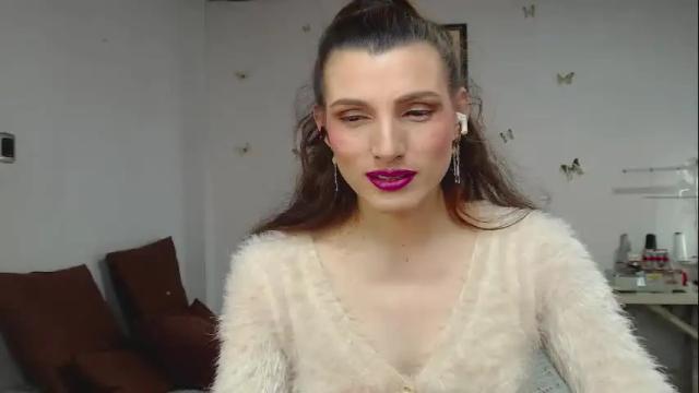 Image 8 of moira_hot Stream on Chaturbate on 3 days ago