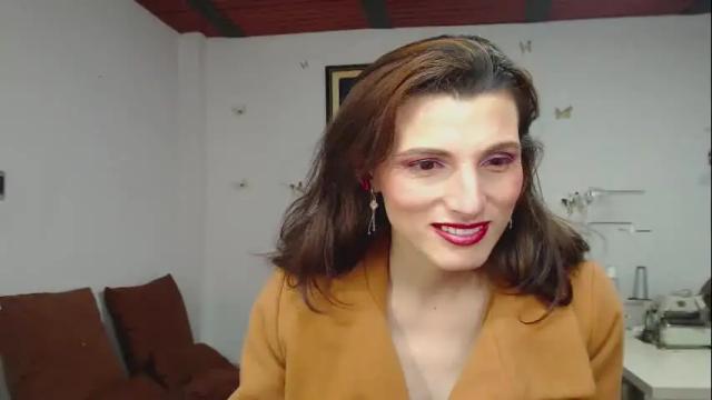 Image 12 of moira_hot Stream on Chaturbate on 1 month ago