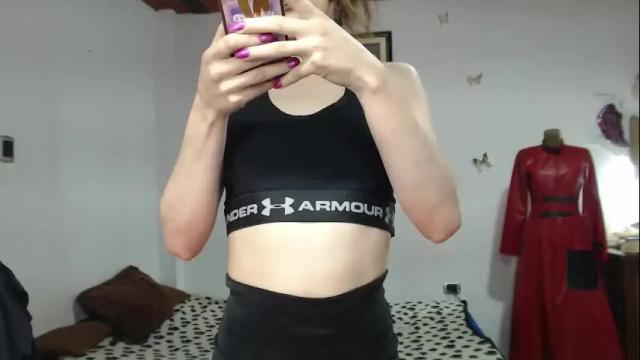 Image 2 of moira_hot Stream on Chaturbate on 1 month ago