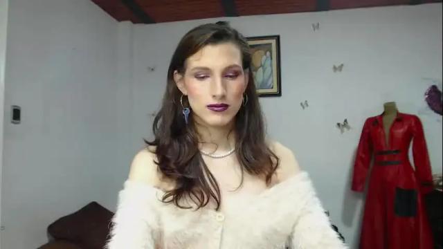 Image 6 of moira_hot Stream on Chaturbate on 1 month ago
