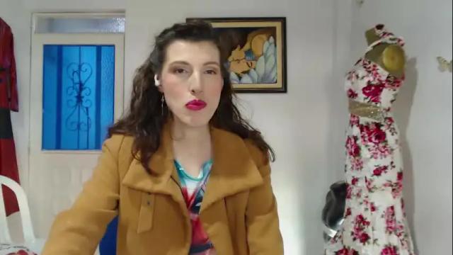 Image 6 of moira_hot Stream on Chaturbate on 29 days ago