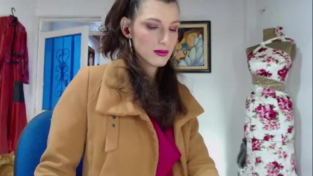 Image 10 of moira_hot Stream on Chaturbate on 28 days ago