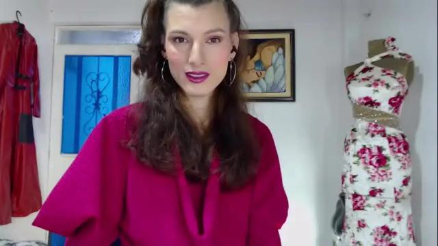 Image 3 of moira_hot Stream on Chaturbate on 28 days ago